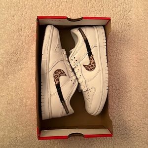 Wmns Dunk Low SE 'Primal White'